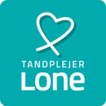 Du vil aldrig fortryde professionel tandpleje hos Lone Edslev Rasmussen. Ved at forebygge undgår du ulykkelige skader, tandkødssygdomme, huller og tandproblemer, som vil kræve store ressourcer at rette op på. Lone er professionel tandplejer og en del af tandlægerne Gaunø + Nielsen klinikken i Aalborg, Nordjylland. Tandplejer Lone Edslev Rasmussen, Vesterbro 59, 1. sal, DK-9000 Aalborg, tlf. 40 86 13 89.